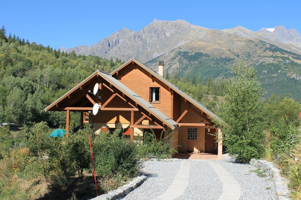 B&B La Borella Casa Conti Валлуїз Екстер'єр фото